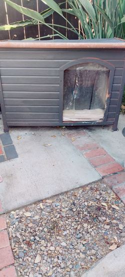 Dog house