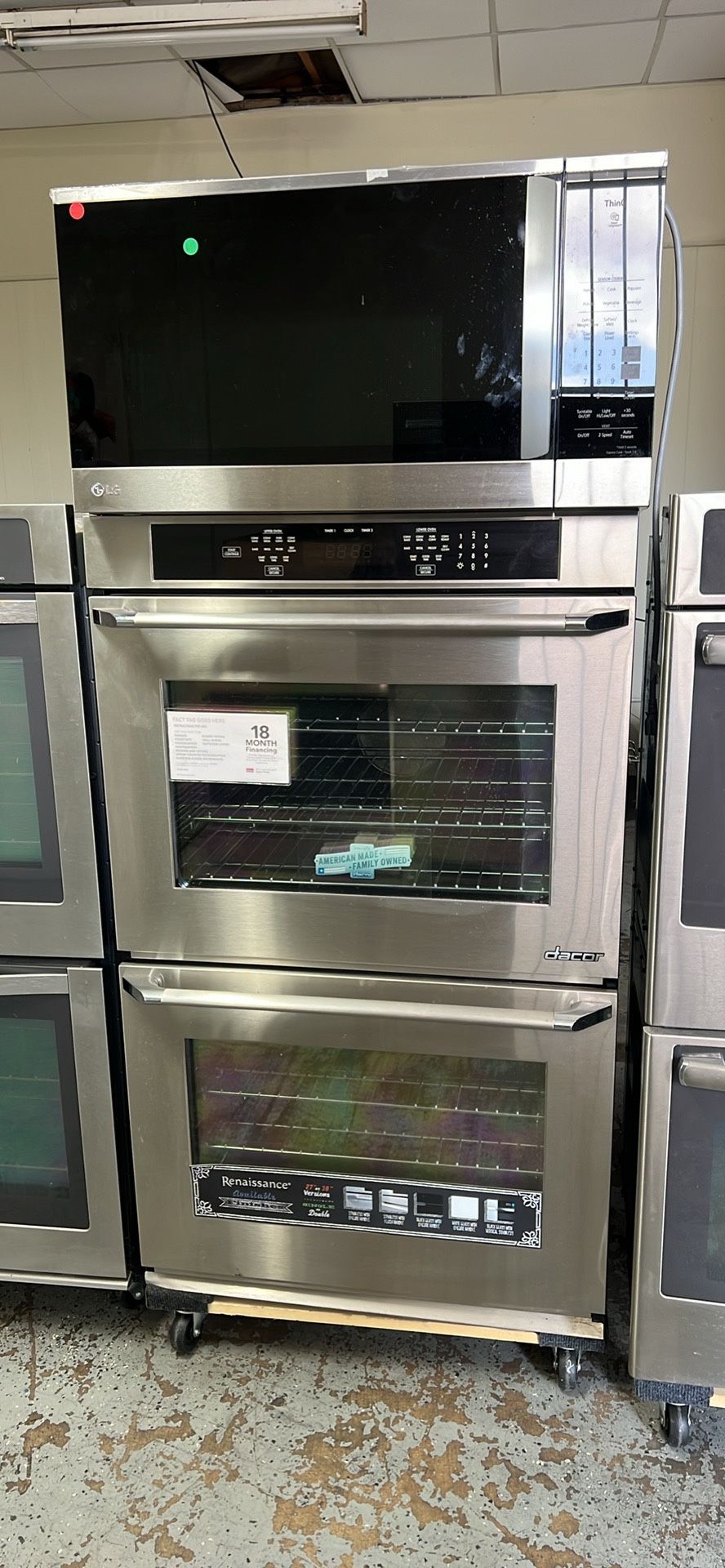 Dacor 30”Wide Double Wall Oven Electric New Open Box