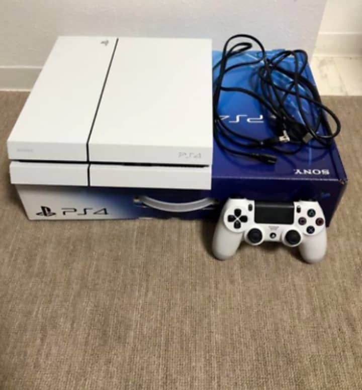 Play Station 4