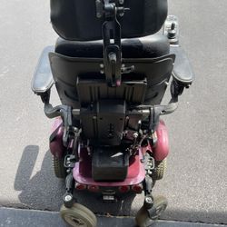 M300