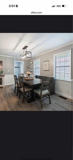 Dining table/4 chairs/bench