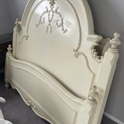 Queen Or Full Bedroom Set