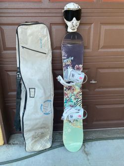 M3 Krystal snowboard bundle 147cm