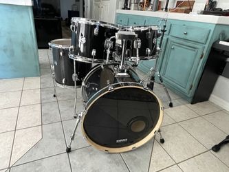 Ludwig Evolution 5-pc Drum Set