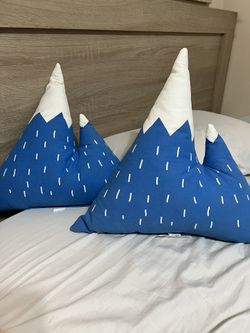 Kids Mountain Pillows