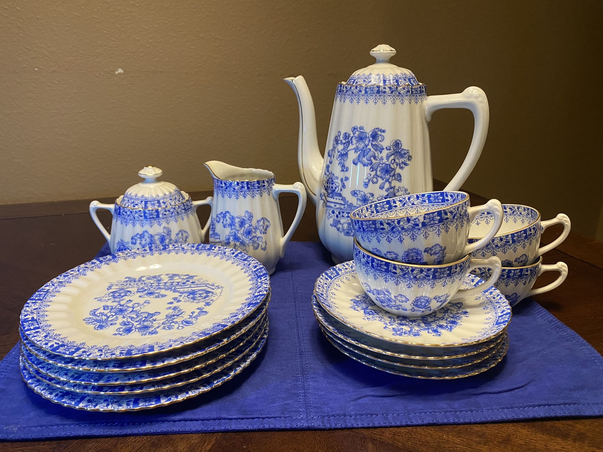 Bavaria Schumann Arzberg China Blau Tea Set