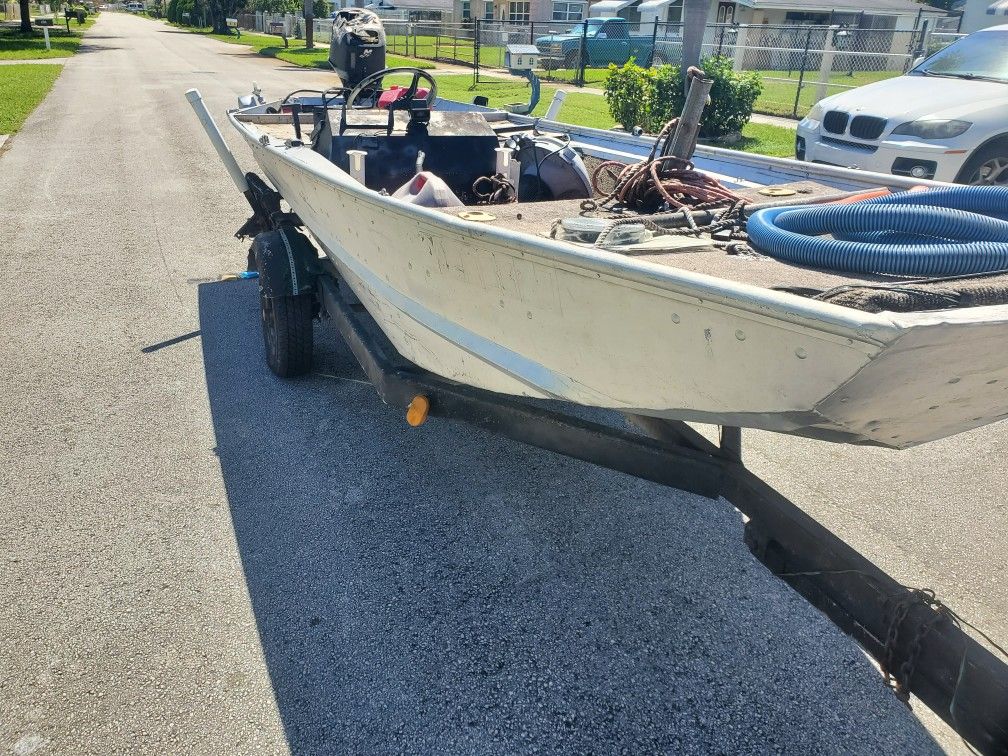 17 Ft Aluminum Boat And Trailer With Controls. With Title "NO MOTOR