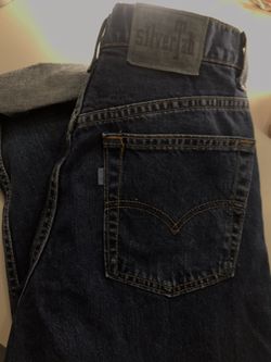 Levi’s high rise mom jeans