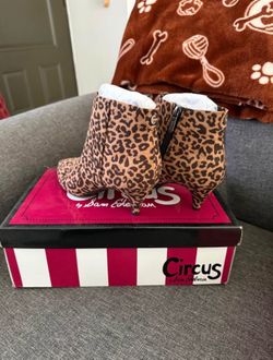Leopard print boot