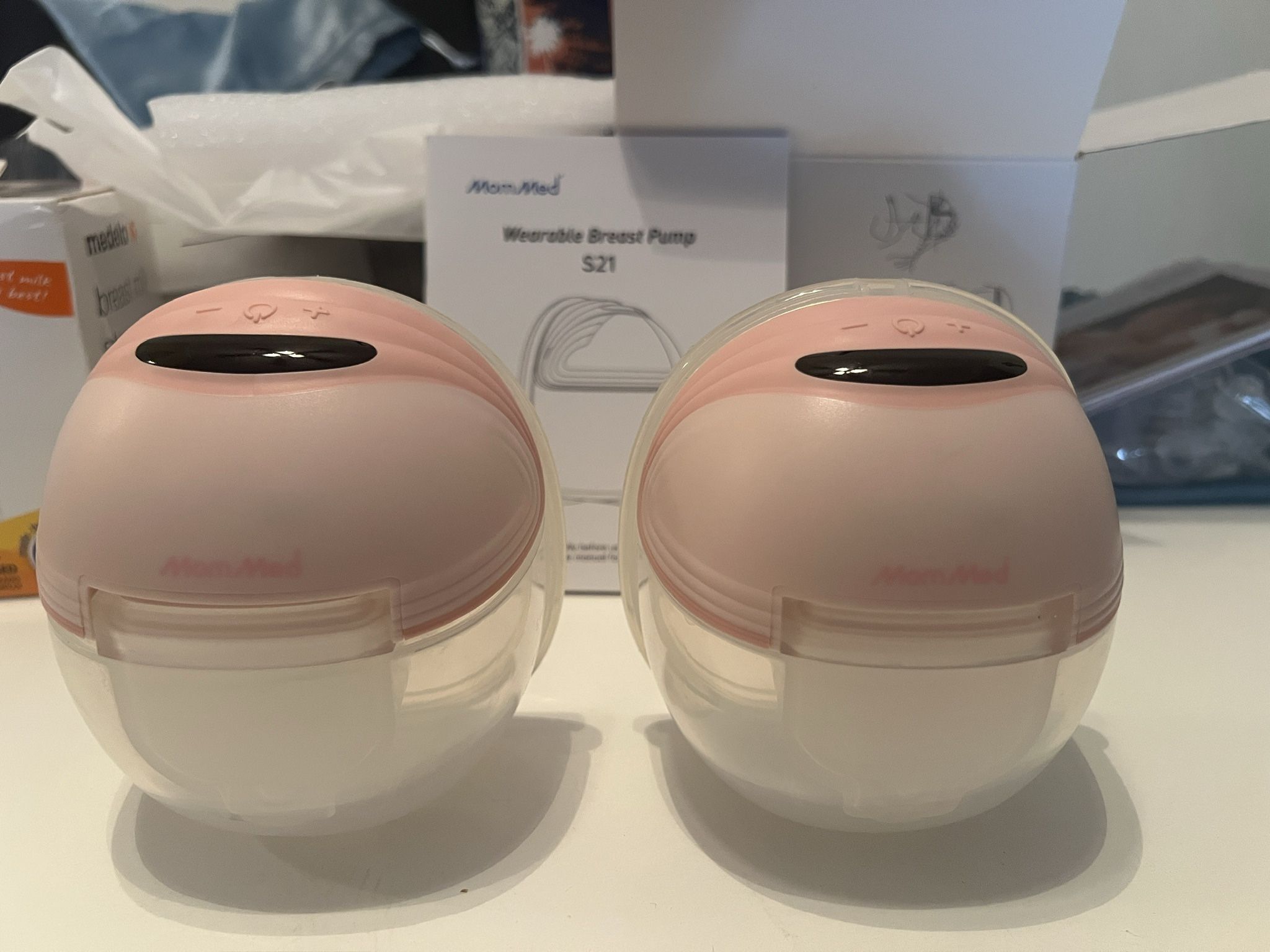 MomMed Wearable Breast Pump S21