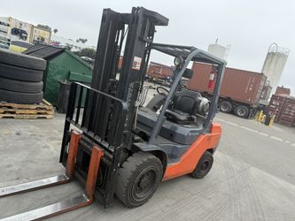 Forklift