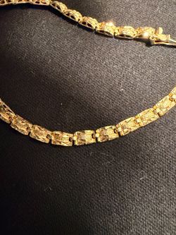Nugget bracelet 14k 8grams