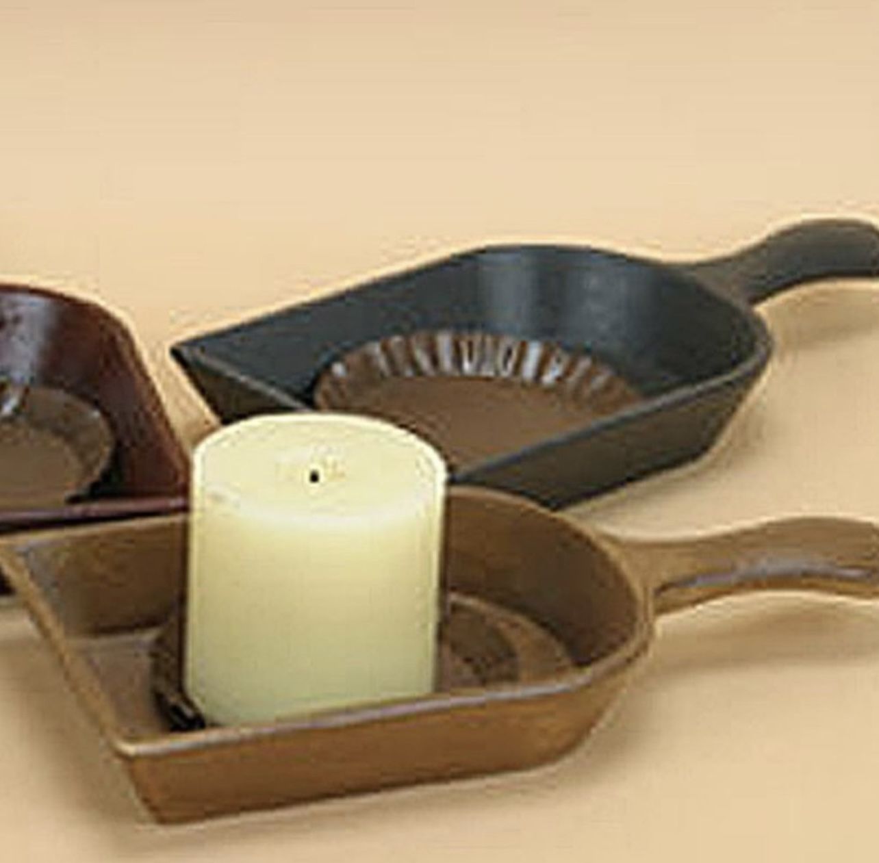 Rustic Americana Old Fashioned Grain Scoop Pillar Candle Holder