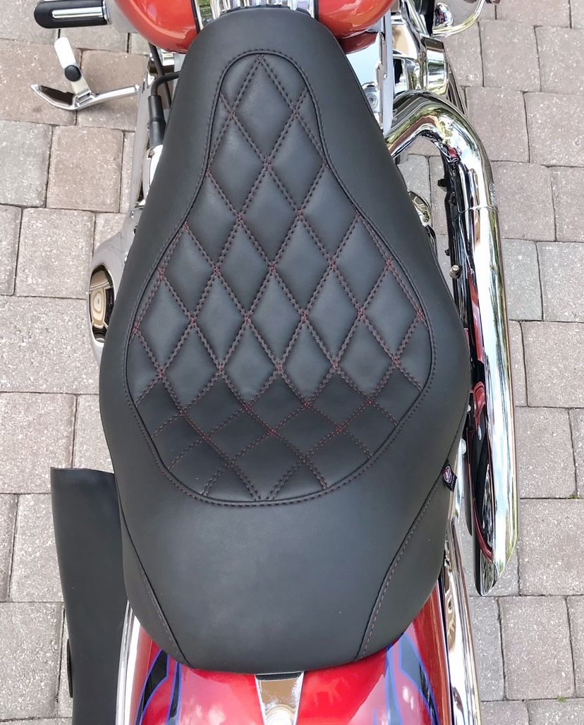 Harley Mustang Solo Motorcycle Seat