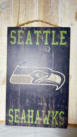 Official NFL Seattle Seahawks Wood Wall Sign (11" x 19") – Rustic Decor
