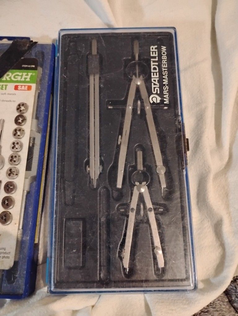 Tool and Die Set/ Mars Master Bow Tools
