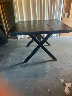 Solid wood picnic table