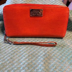 NEW! Lauren Ralph Lauren zip-around continental wallet or tech wristlet
