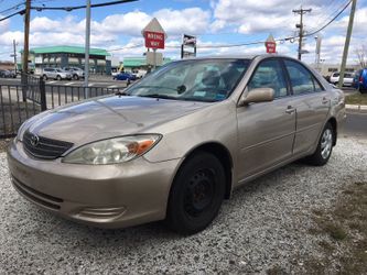 2004 TOYOTA CAMRY LE