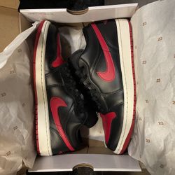 Bred Jordan 1 Low Women’s Size 12 (men’s US 10.5)