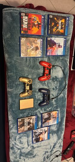 PS4 Controllers And Games With Storage Device