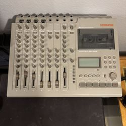 Tascam Portastudio 464