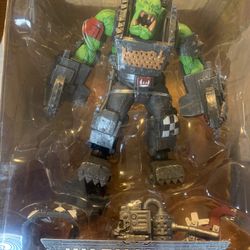 Warhammer 40,000 Ork Meganob With Buzzsaw