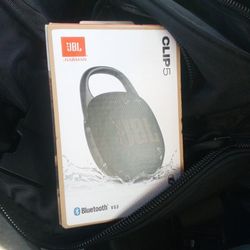 Clip  5 Jbl Speaker 