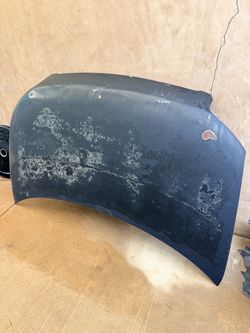 2013 scion xb hood