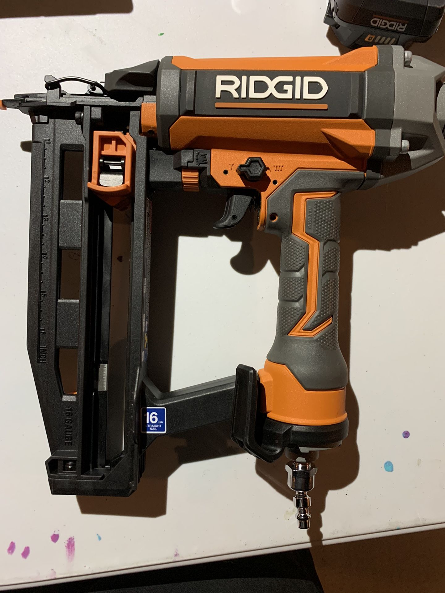 Rigid 16g Framing Nail Gun