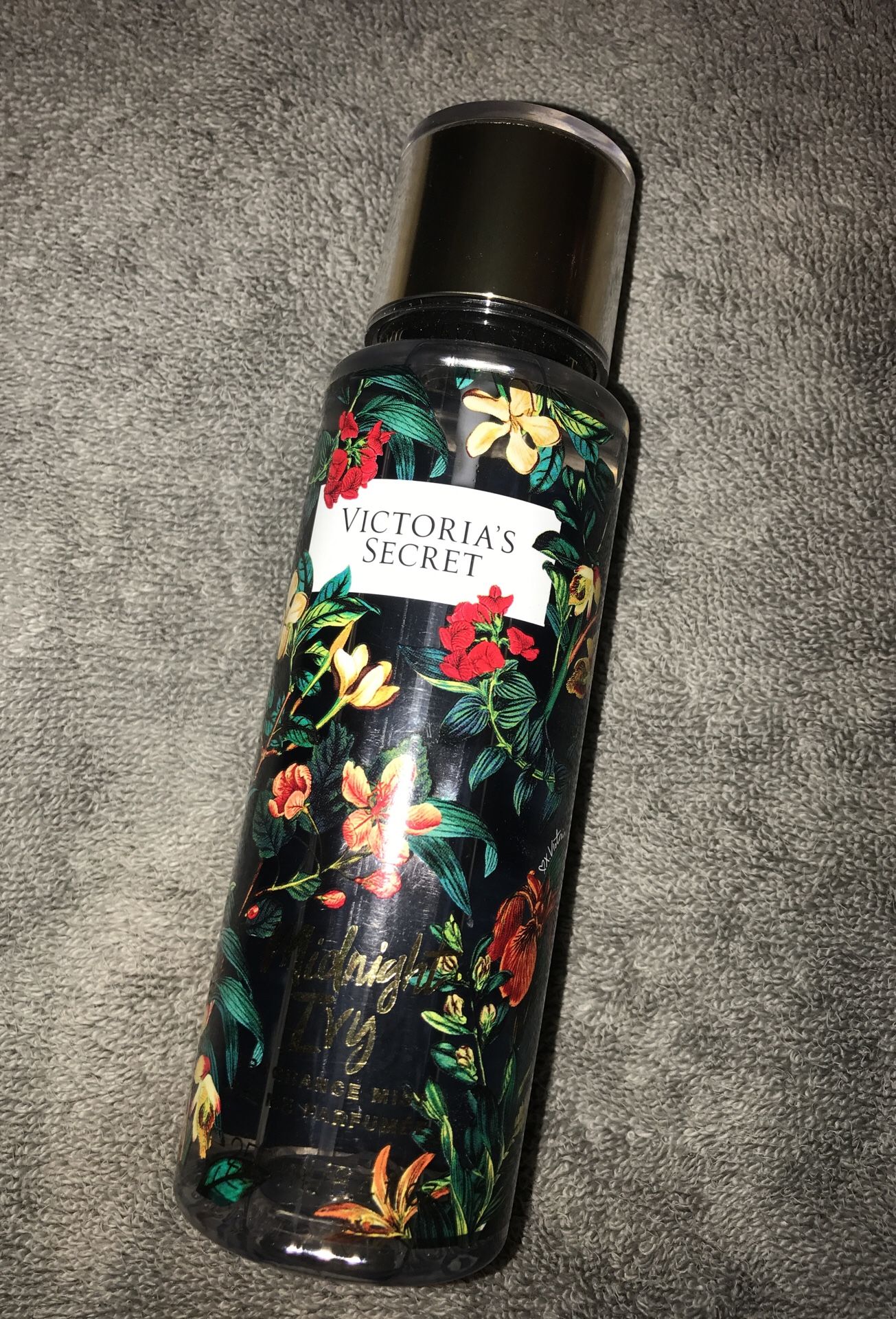 Victoria Secret Midnight Ivy mist