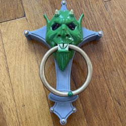 Green Devil Halloween Door Knocker Wall Decor Trendmaster Eyes Light Up Welcome 