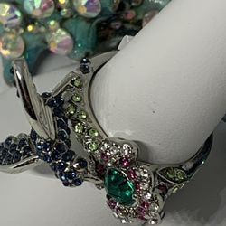 Stunning Hummingbird & Flower Ring Size 7.5 For $17