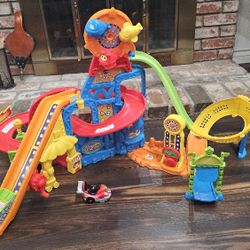 VTech Go Go Smart Wheels Race And Play Adventure Park