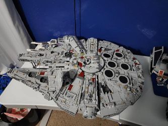 LEGO UCS Star Wars Millennium Falcon 75192 (Disassembled into Numbered Bags)
