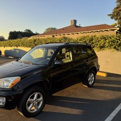 2002 TOYOTA RAV4
