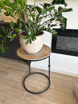 End table
