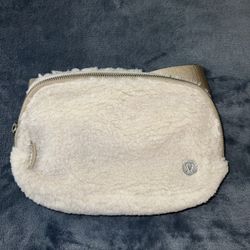Belt Bag In Fleece 