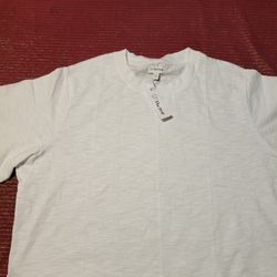 BRAND NEW - SHORT SLEEVED WHITE T-SHIRT / WAIST LENGTH / SIZE 2X