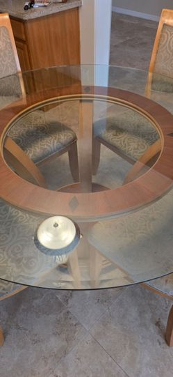 Dinning Room Table