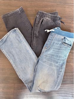 $5 for all Boys Pants joggers size 14/16 $5 for both