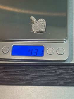 Baguette Diamond Pendant Heart 