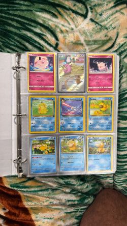 Vintage Pokemon Binder & 200+ Vintage Energy