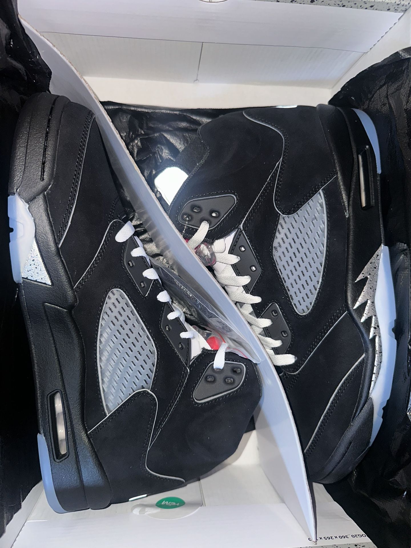 Jordan 5 Metallic
