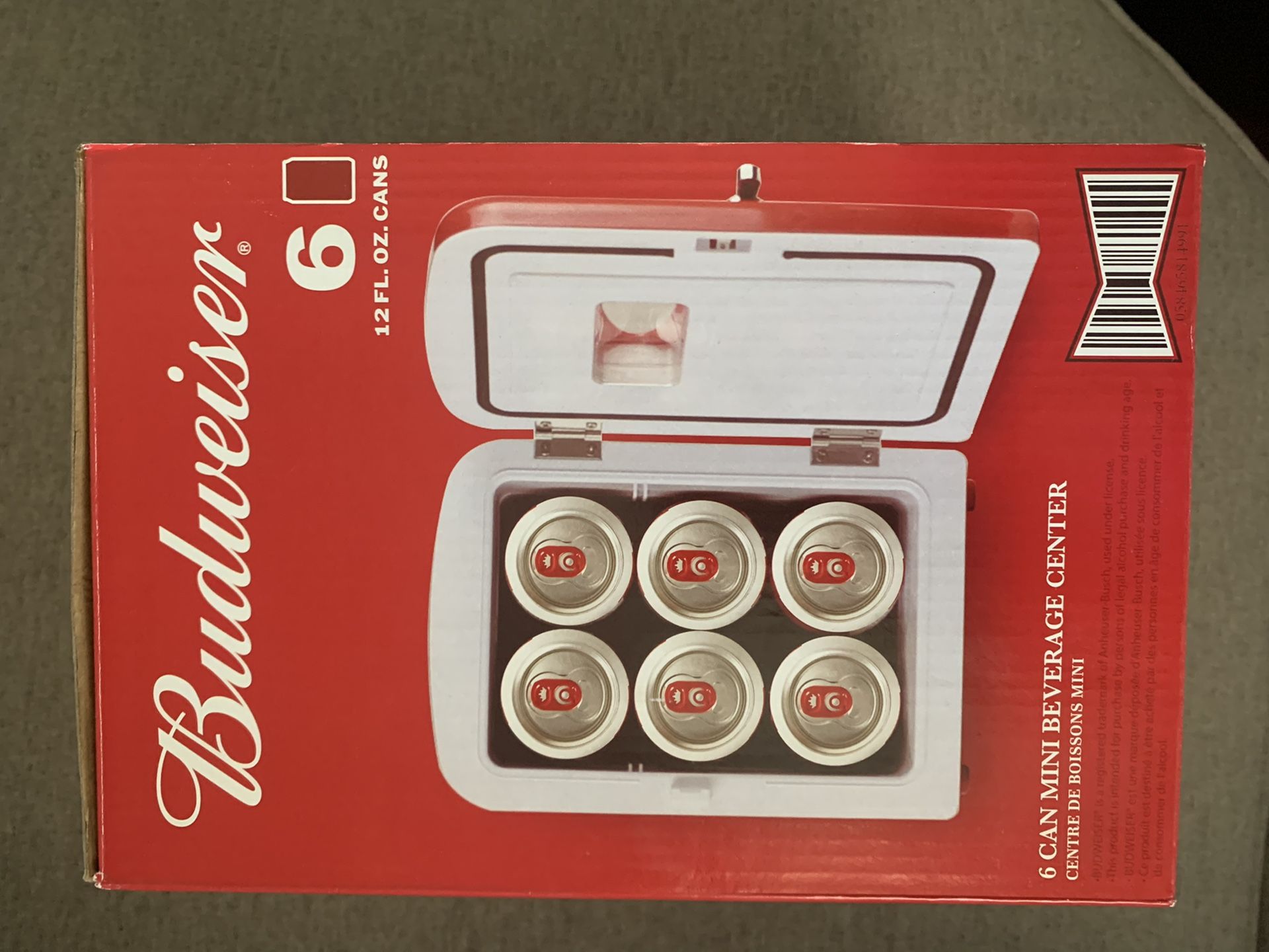 Budweiser 6 can mini fridge