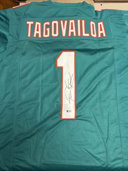 Tua Tagovailoa Signed Miami Dolphins Jersey Beckett COA Auto