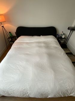 CB2 bed frame - King