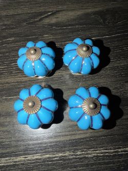 Unique Vintage Cabinet Handle Pull Knob set of 4