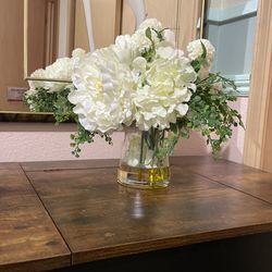 Artificial Flowers With Vase 