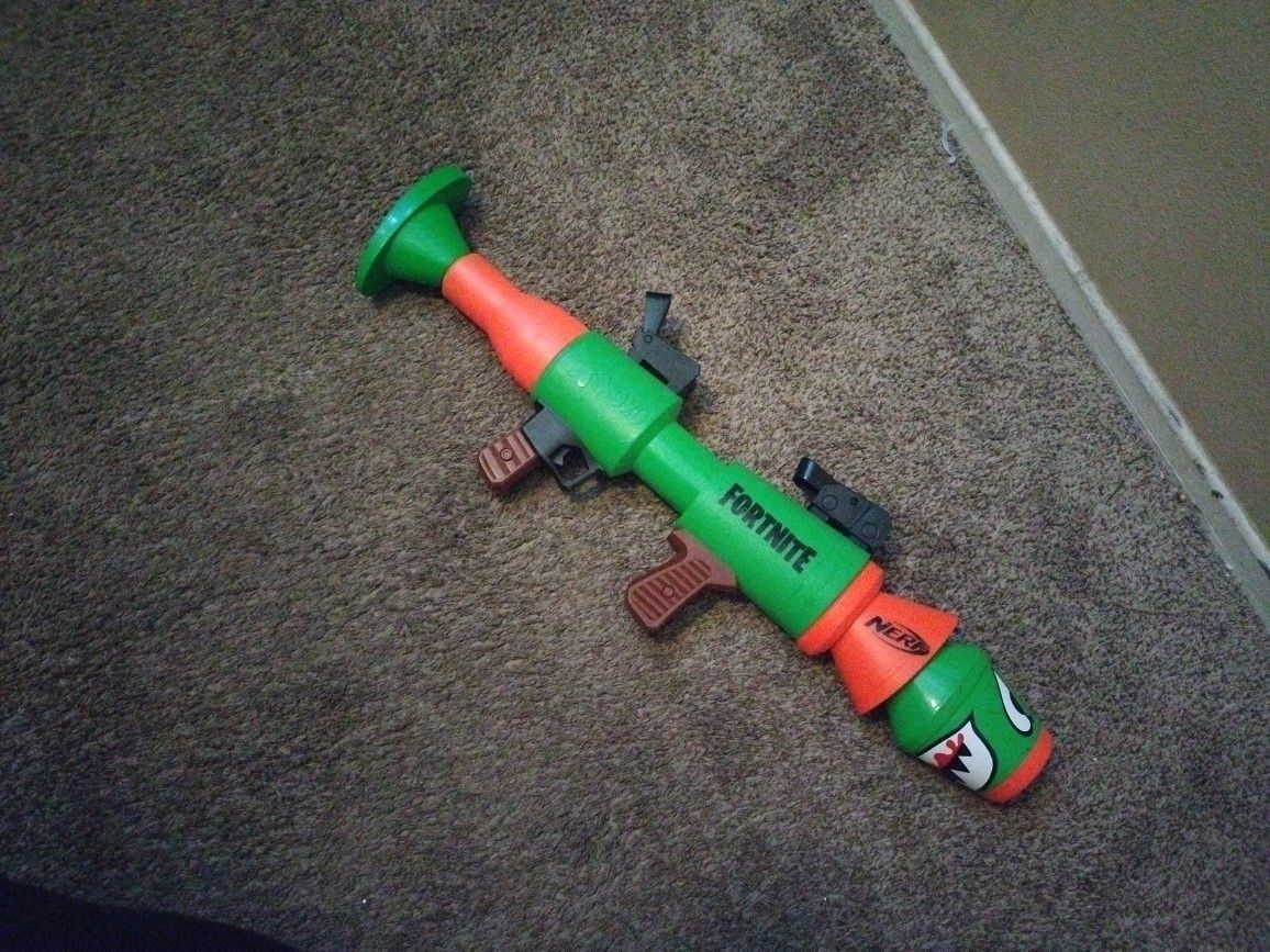 NERF Fortnite RL Blaster Foam Dart Rocket Launcher Gun Green
